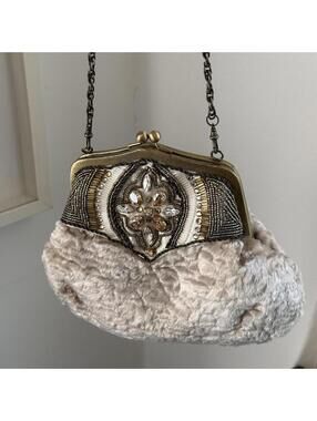 Vintage 1920's Clamshell Faux Fur Rhinestone Purse